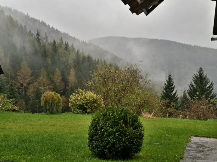 herbstliche Nebel um's Landhaus Kurzen